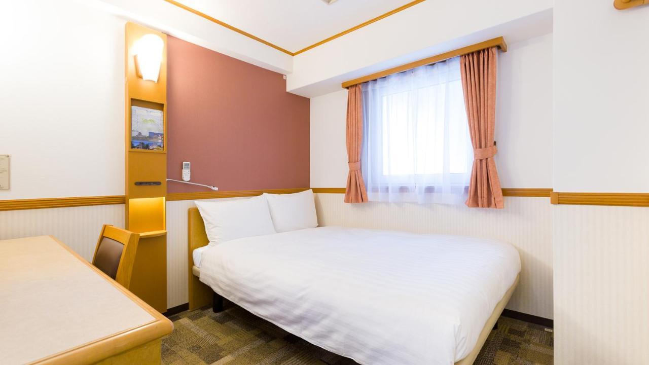 Toyoko Inn Osaka Umeda Nakatsu No.1 Exterior foto